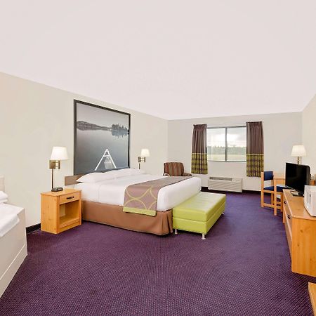 Super 8 By Wyndham St. James Esterno foto